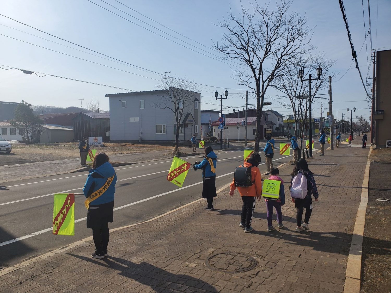 「通学路の見守り活動」