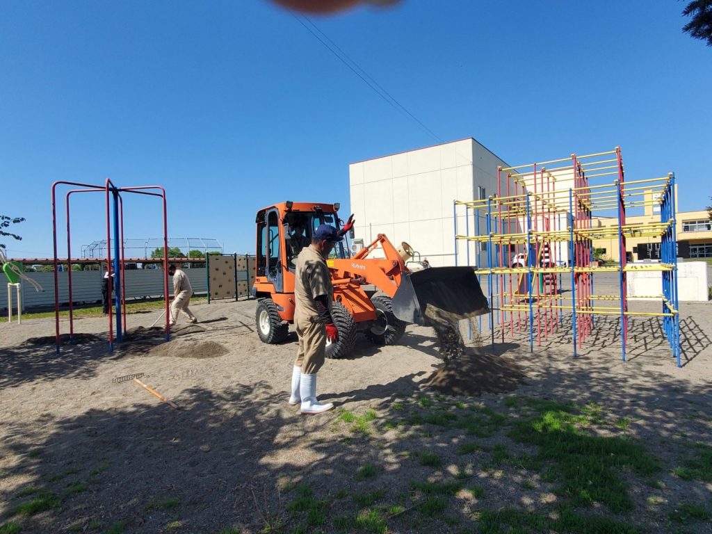 浦幌小学校PTA環境整備作業に参加